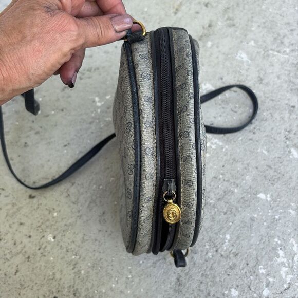 Gucci Micro GG round bag - Picture 4 of 8